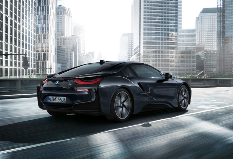 Για να μην... ξεχνάμε και την εντυπωσιακή σχεδίαση του i8!!!