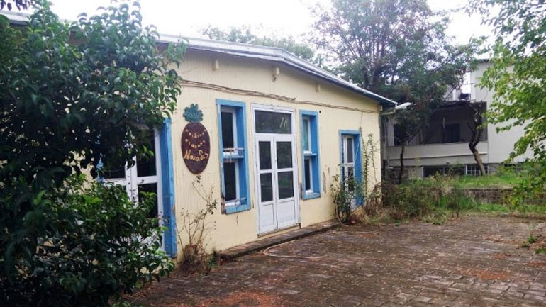 Πλήρης εγκατάλειψη για τον πρώτο παιδικό σταθμό του Δήμου Βόλου