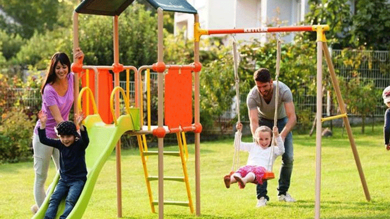 Οι χειρότεροι τύποι γονιών στην παιδική χαρά