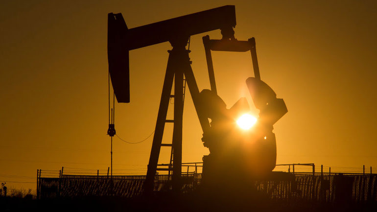 Οι τιμές του πετρελαίου μειώθηκαν σήμερα και για τέταρτη συνεχόμενη ημέρα