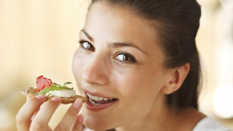 Δίαιτα για νέες μανούλες: Χάστε τα κιλά της εγκυμοσύνης εύκολα και γρήγορα