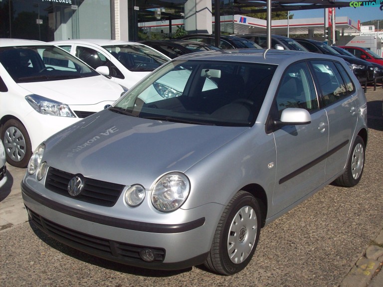 VW Polo του 2002 με 3.800 ευρώ
