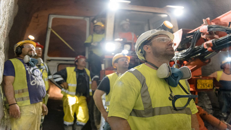 Το Σωματείο Εργαζομένων στα Μεταλλεία Κασσάνδρας ζητεί από τον Σκουρλέτη “ίση μεταχείριση”