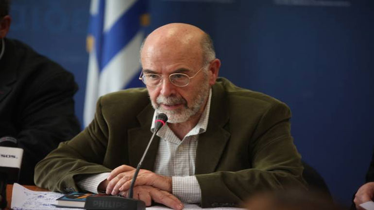 Επιστολή του προέδρου Εθνικού Συμβουλίου Παιδείας σε Φίλη: «Διακοσμητικός ο ρόλος μας»