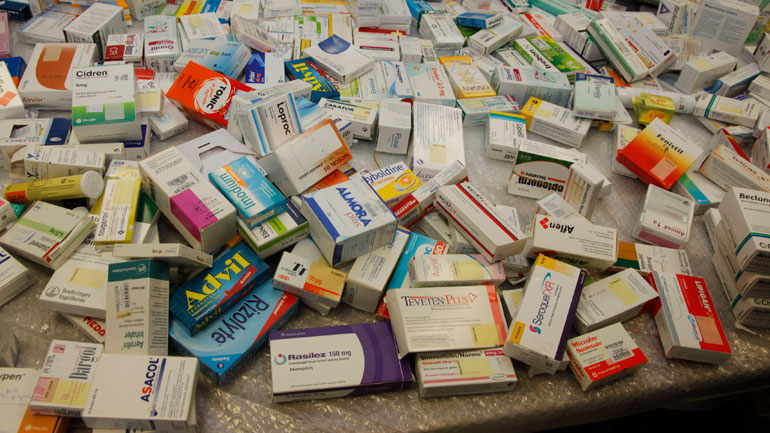 Κοντέινερ με υγειονομικό υλικό από την εκκλησία σε νοσοκομεία της Θεσσαλίας