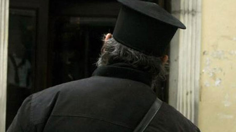 Στη φυλακή δύο ιερείς για απάτη ύψους 930.000 ευρώ