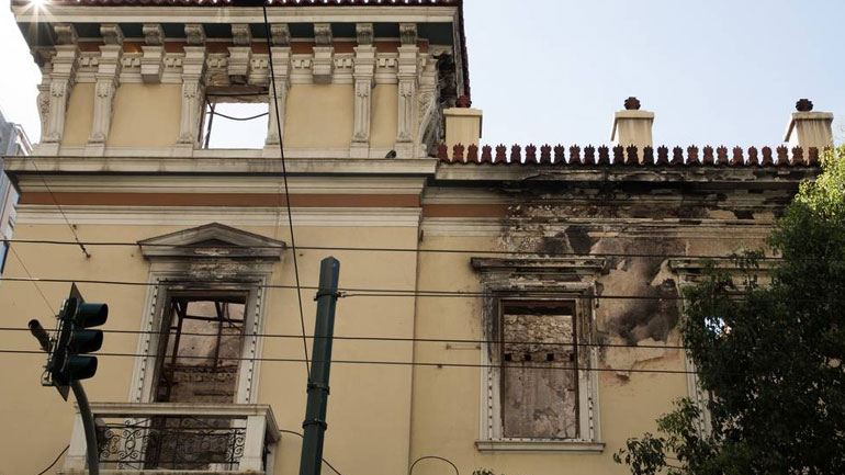 Με δωρεά του Ιδρύματος Νιάρχος η αποκατάσταση των κινηματογράφων Αττικόν και Απόλλων