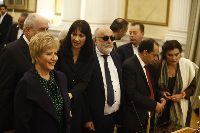 Η ομάδα των ΑΝΕΛ