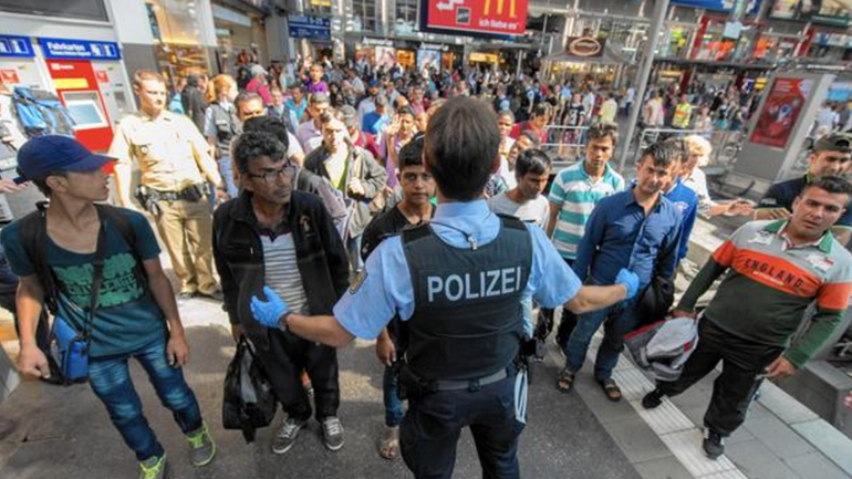 Γερμανία: Το ΥΠ.ΕΣ. τάσσεται υπέρ της άμεσης επαναπροώθησης των διασωθέντων προσφύγων στη Μεσόγειο