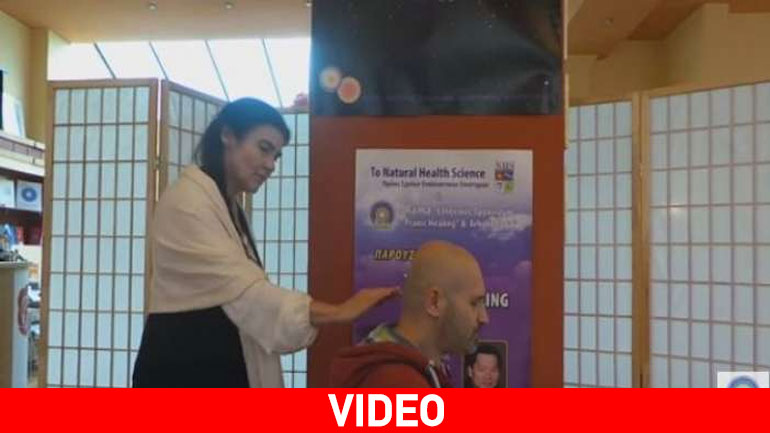 Η νέα υπουργός Πολιτισμού «θεραπεύει» εξ αποστάσεως σε βίντεο ντοκουμέντο!