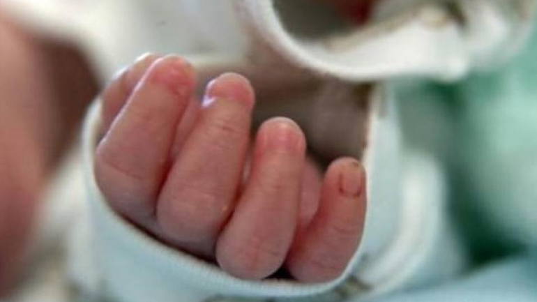 Τραγωδία: Πέθαναν τα δίδυμα της άτυχης 42χρονης από την Κάρυστο