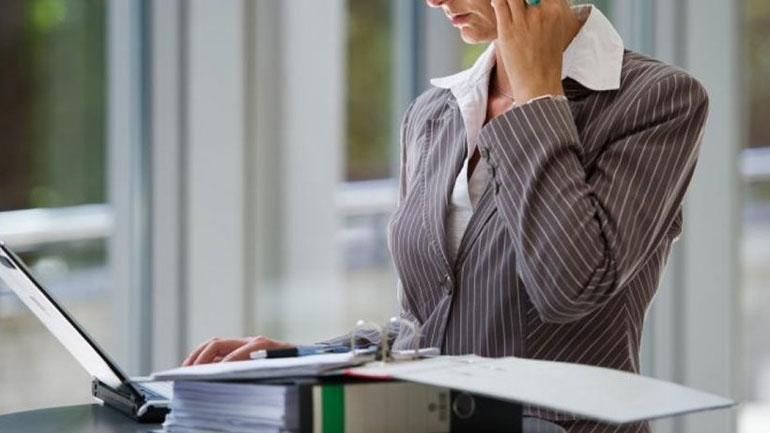 Γαλλία: Από σήμερα στις 16:34 οι Γαλλίδες «εργάζονται δωρεάν»