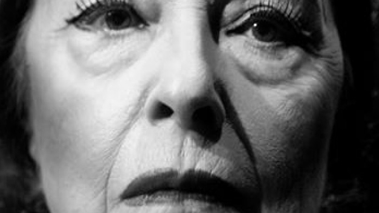 «Τι απέγινε η Μπέημπι Τζέην» στο θέατρο Σφενδόνη