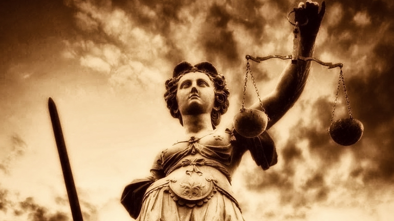 Τριγμοί στη Δικαιοσύνη