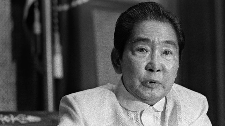 Φιλιππίνες: Με τιμές ήρωα η ταφή του πρώην δικτάτορα Μάρκος