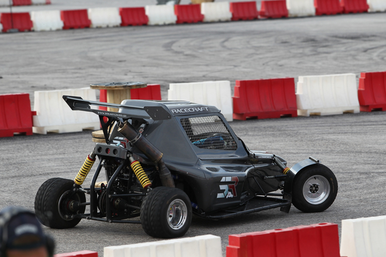 Εντυπωσιακή η συγκεκριμένη χωμάτινη Formula που φτιάχνεται στην Ελλάδα...