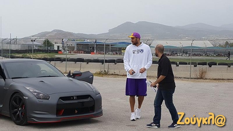 Από GT-R σε... GT-R!