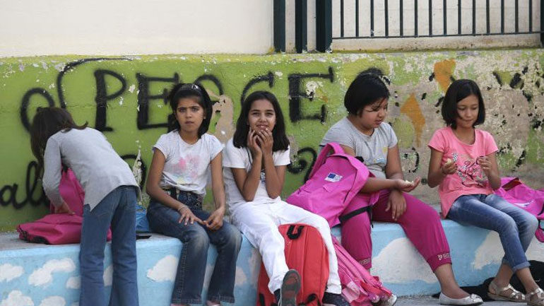 Λαμία: Ούτε στο Μοσχοχώρι θέλουν τα προσφυγόπουλα οι γονείς