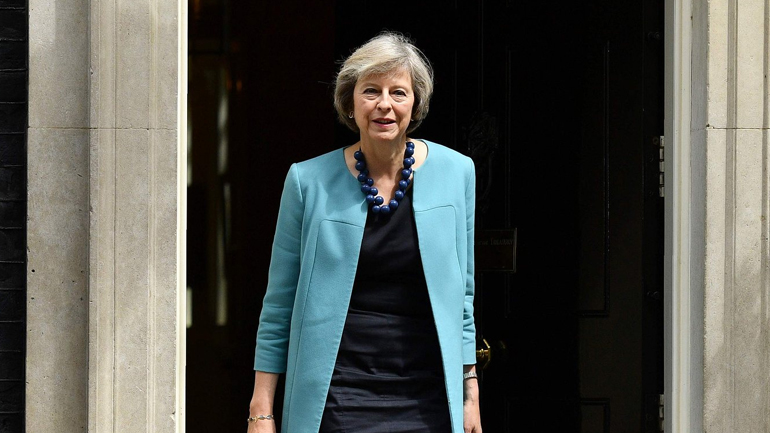 Nομοσχέδιο για την έναρξη της διαδικασίας του Brexit ετοιμάζει η Μέι