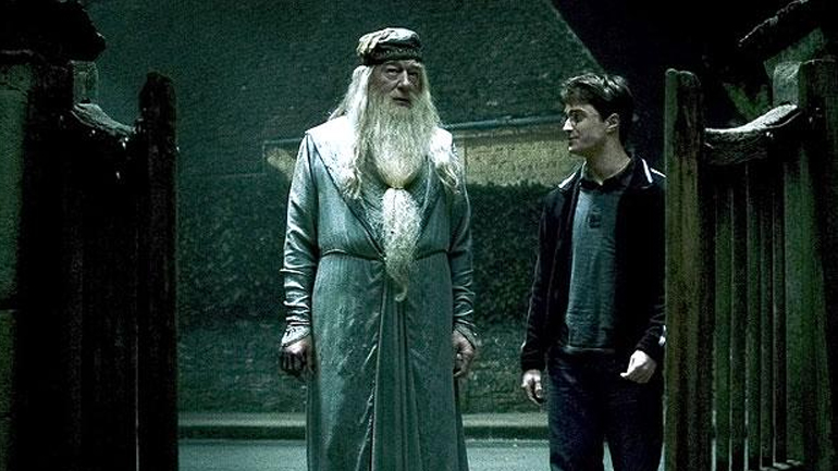 Η κινηματογραφική επιστροφή του Dumbledore