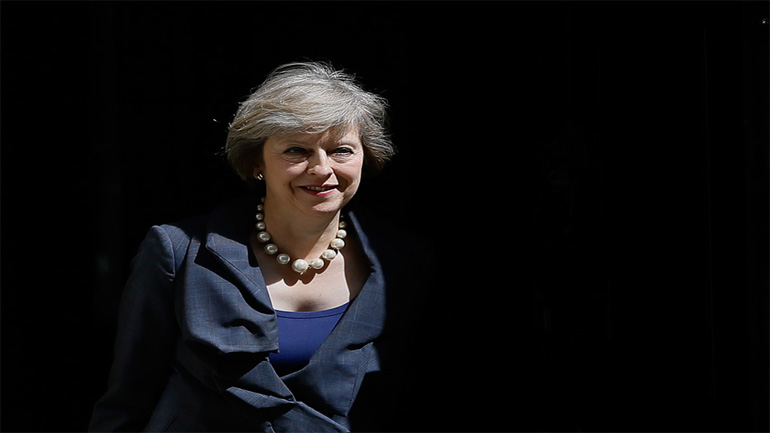 Τερέζα Μέϊ: Το ποιος σήμερα θα κερδίσει είναι ένα θέμα του αμερικανικού λαού