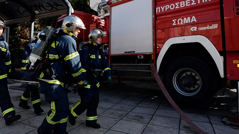 Φωτιά σε κτήριο γραφείων στην Αγία Παρασκευή