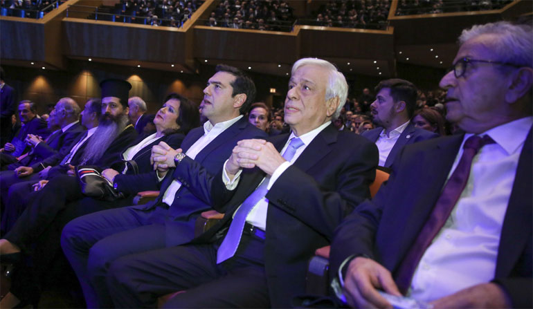 Τσίπρας-Παυλόπουλος σε πρώτο πλάνο