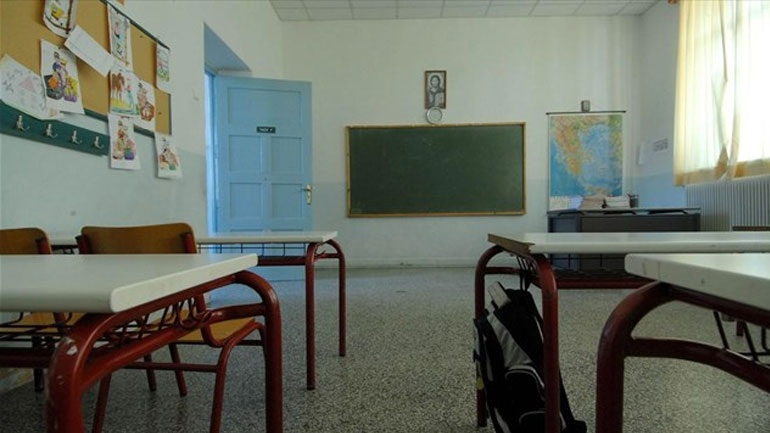 Μυτιλήνη: Πρώτη μέρα στο σχολείο για 12 προσφυγόπουλα