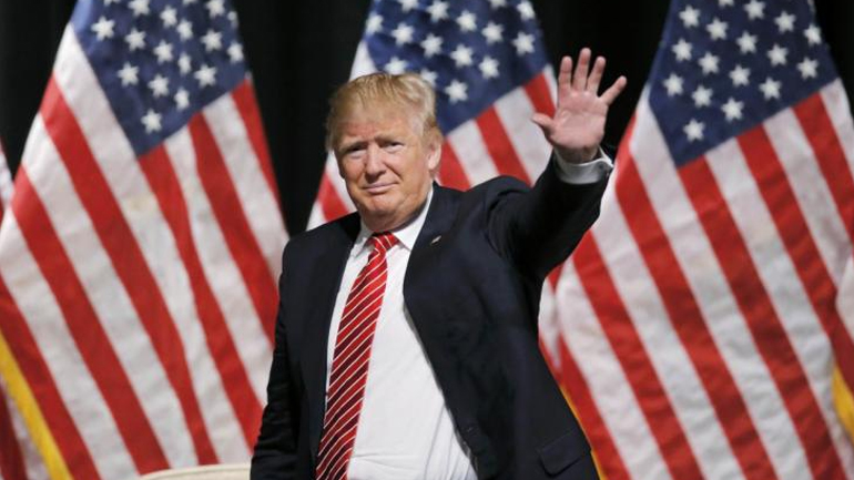 Επιφυλάξεις και προσδοκίες στη Ρωσία για τη νίκη Τραμπ