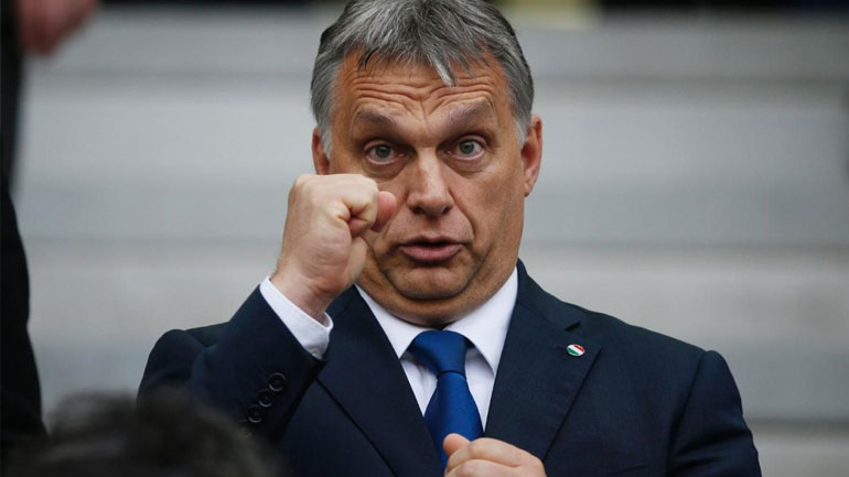 Β. Ορμπάν: Ετοιμάζεται να κηρύξει το τέλος της «φιλελεύθερης μη δημοκρατίας»