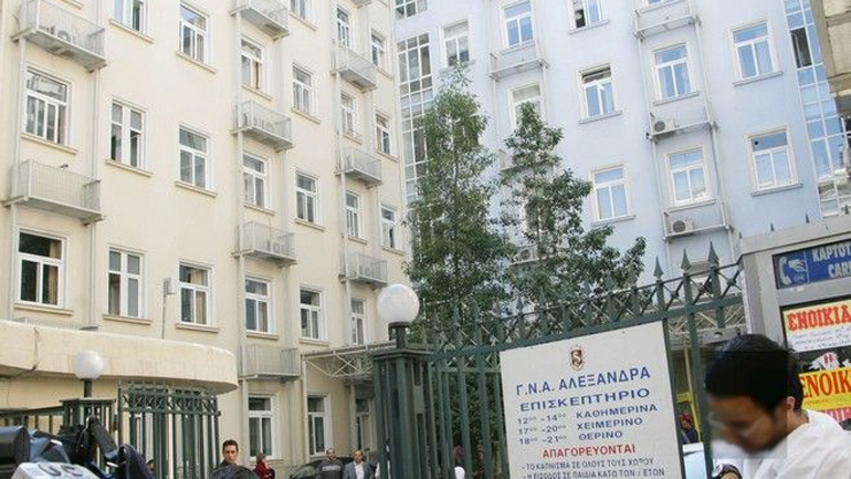 Δεν νοσηλευόταν ο άνδρας που έπεσε από το παράθυρο του «Αλεξάνδρα»