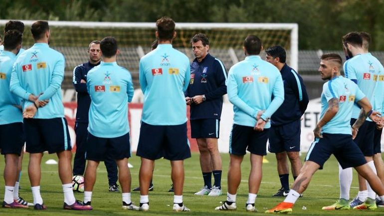 Εθνική: Νοκ-άουτ ο Μπακασέτας