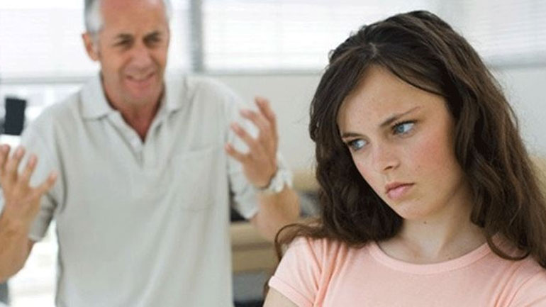 Πώς επηρεάζονται τα παιδιά με αυταρχικούς γονείς