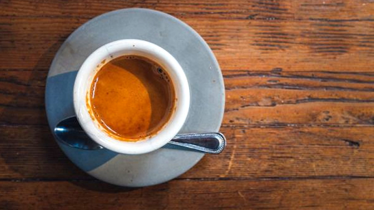 Kαφεΐνη: Τι σχέση έχει με την κατάθλιψη;