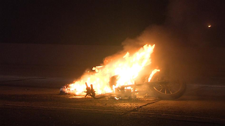 «Λαμπάδιασε» μηχανή στην Πάτρα