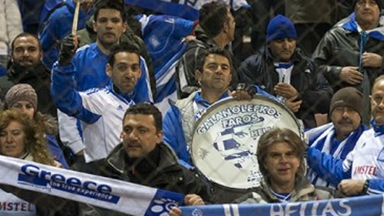 Καταγγέλλει άνανδρη επίθεση με μαχαίρι ο «Γαλανόλευκος Φάρος»!