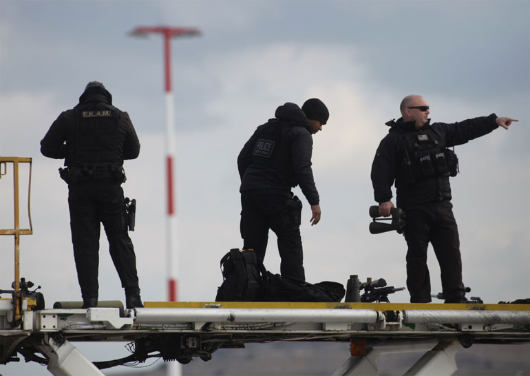 ΕΚΑΜ και ξένοι αστυνομικοί σε όλα τα σημεία απ' όπου θα περάσει ο Ομπάμα