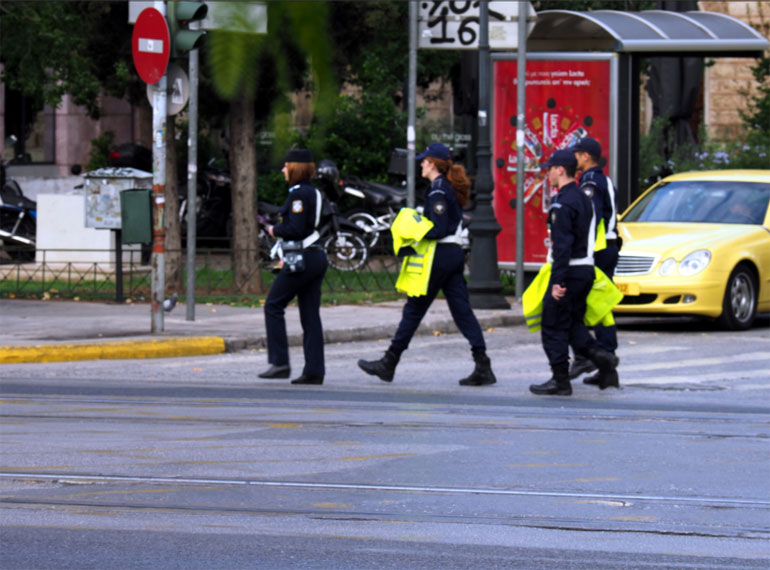 Πεζές περιπολίες