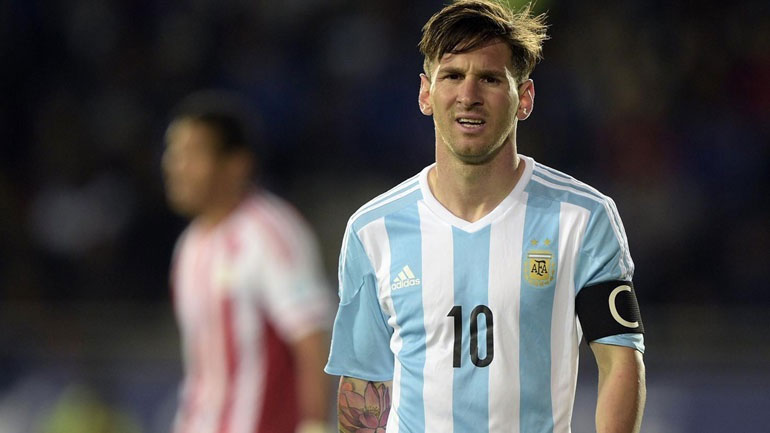 Αργεντινή: Αδιαθεσία στον αέρα για τον Μέσι