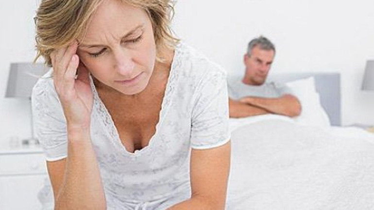 Ο υπερτιμημένος ρόλος των ορμονών στη σεξουαλική λειτουργία κατά την εμμηνόπαυση