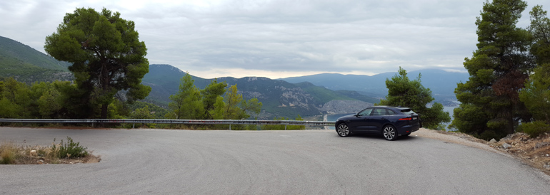 Με ένα τέτοιο αυτοκίνητο στα χέρια του θες να ψάχνεις νέα μέρη... 