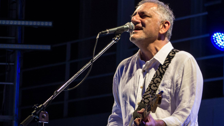 Ο Νίκος Πορτοκάλογλου στο Club του Σταυρού του Νότου