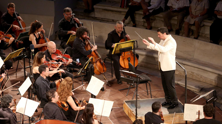 Η Καμεράτα παρουσιάζει Carmina Burana στο Μέγαρο Μουσικής Αθηνών