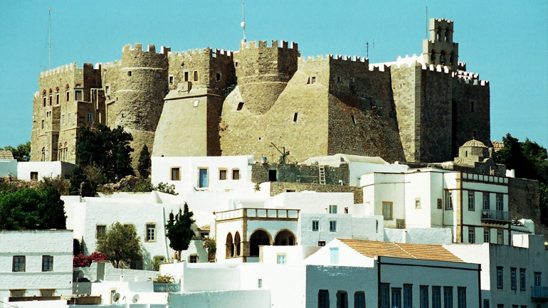 Πάτμος: Άφεση αμαρτιών σε ιερομόναχο για σκάνδαλο real estate