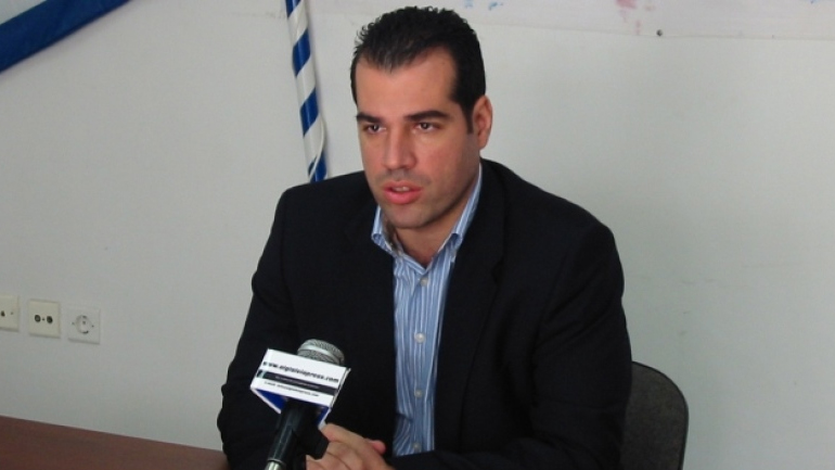 Σημάδια βελτίωσης παρουσιάζει η υγεία του Θάνου Πλεύρη