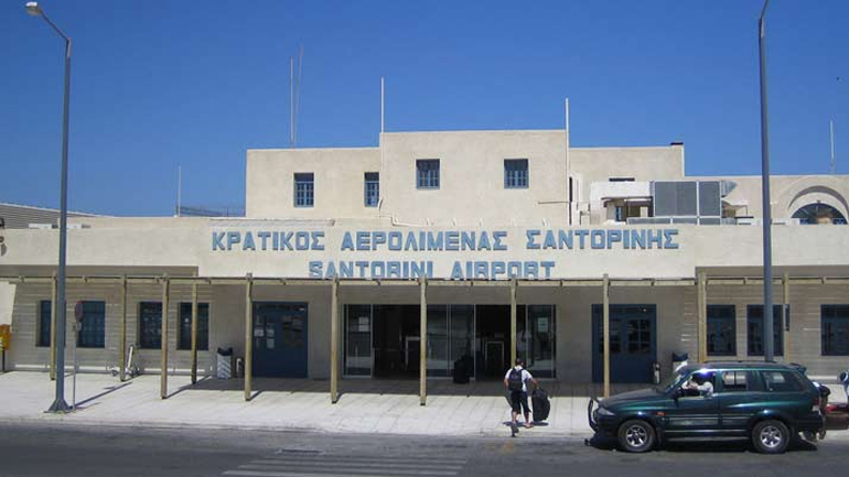 Σαντορίνη: Τετραπλάσιες οι αεροπορικές αφίξεις τον Οκτώβριο σε σχέση με το 2011