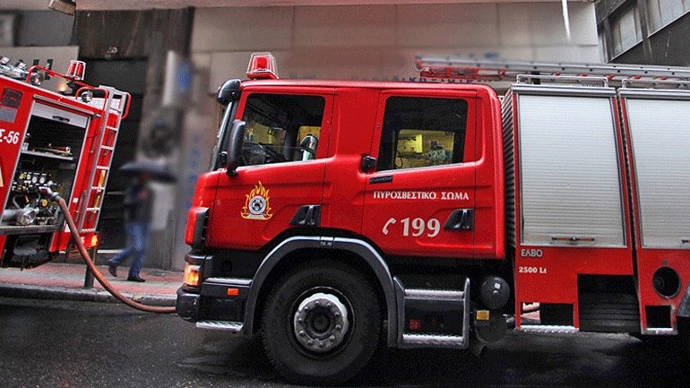 Δύο πυρκαγιές αναστάτωσαν το κέντρο της Θεσσαλονίκης