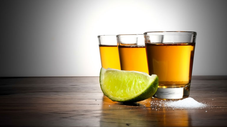 Η κρητική «τεκίλα» από φραγκόσυκα κατακτά τις ξένες αγορές