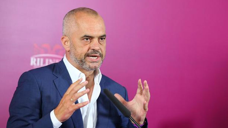 «Οι γείτονές μας είχαν μάθει να συνομιλούν με υπάκουους»