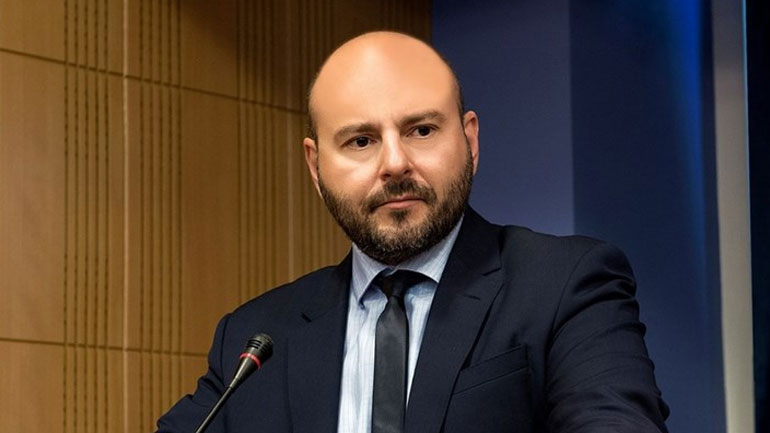 «Να επιλέξουν οι μηχανικοί τους καλύτερους»